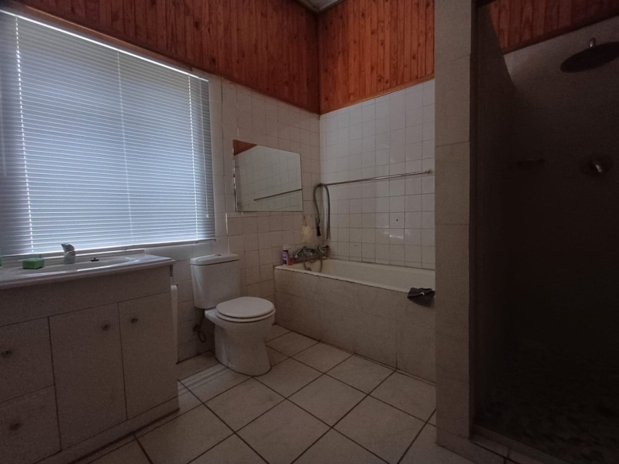 4 Bedroom Property for Sale in Wolmaransstad North West